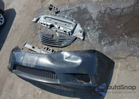 2012 Toyota Sienna Le V6 8 Passenger z USA, uszkodzony, nr VIN 5TDKK3DC6CS190025